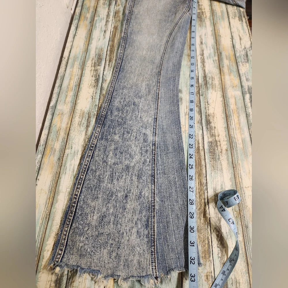 Free People Novelty Flare Jeans Sz 24